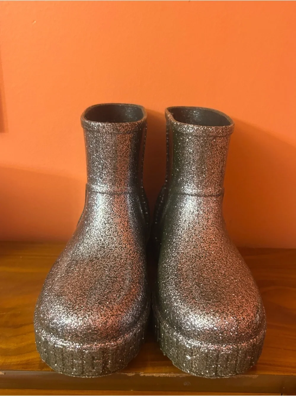 Ugg drizlita glitter wellie boots Size 6